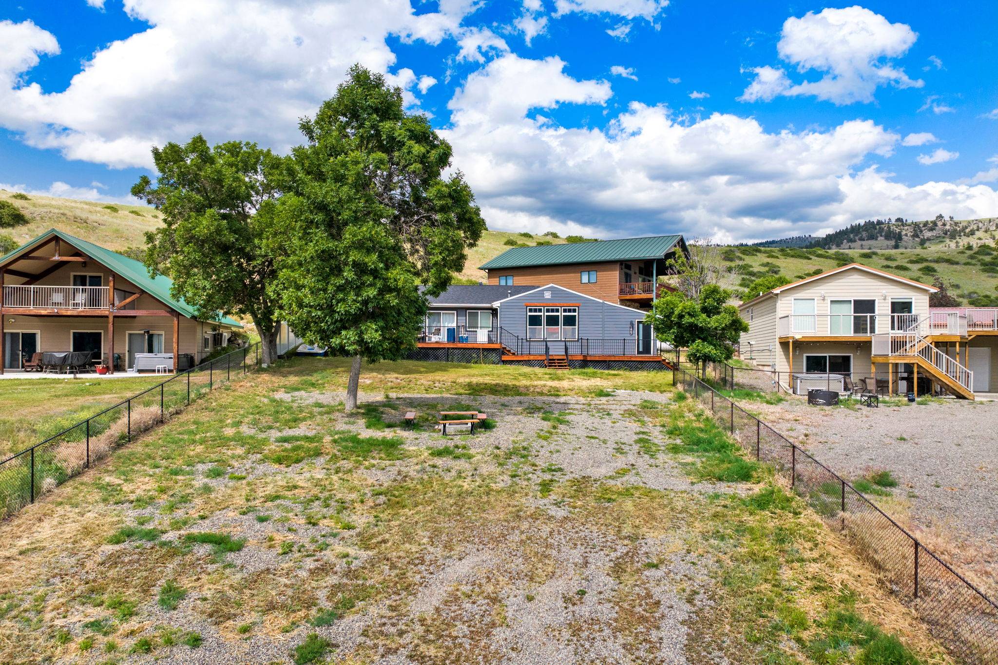 Wolf Creek, MT 59648,1862 Beartooth RD