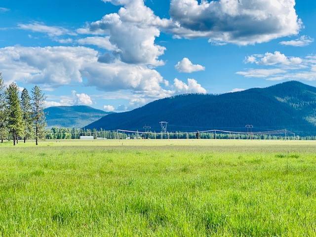 10 Cabinet VW, Trout Creek, MT 59874