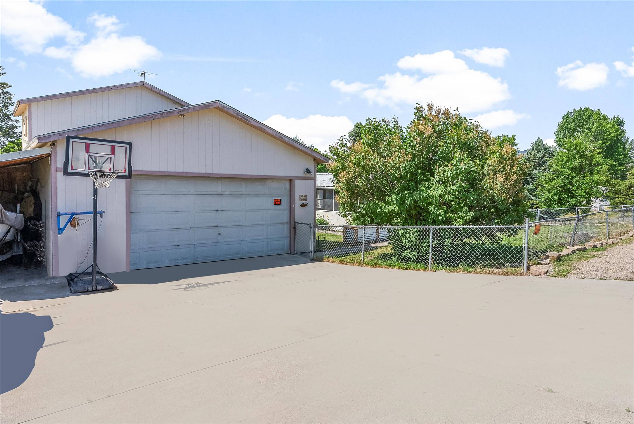 Missoula, MT 59808,8105 Pheasant DR