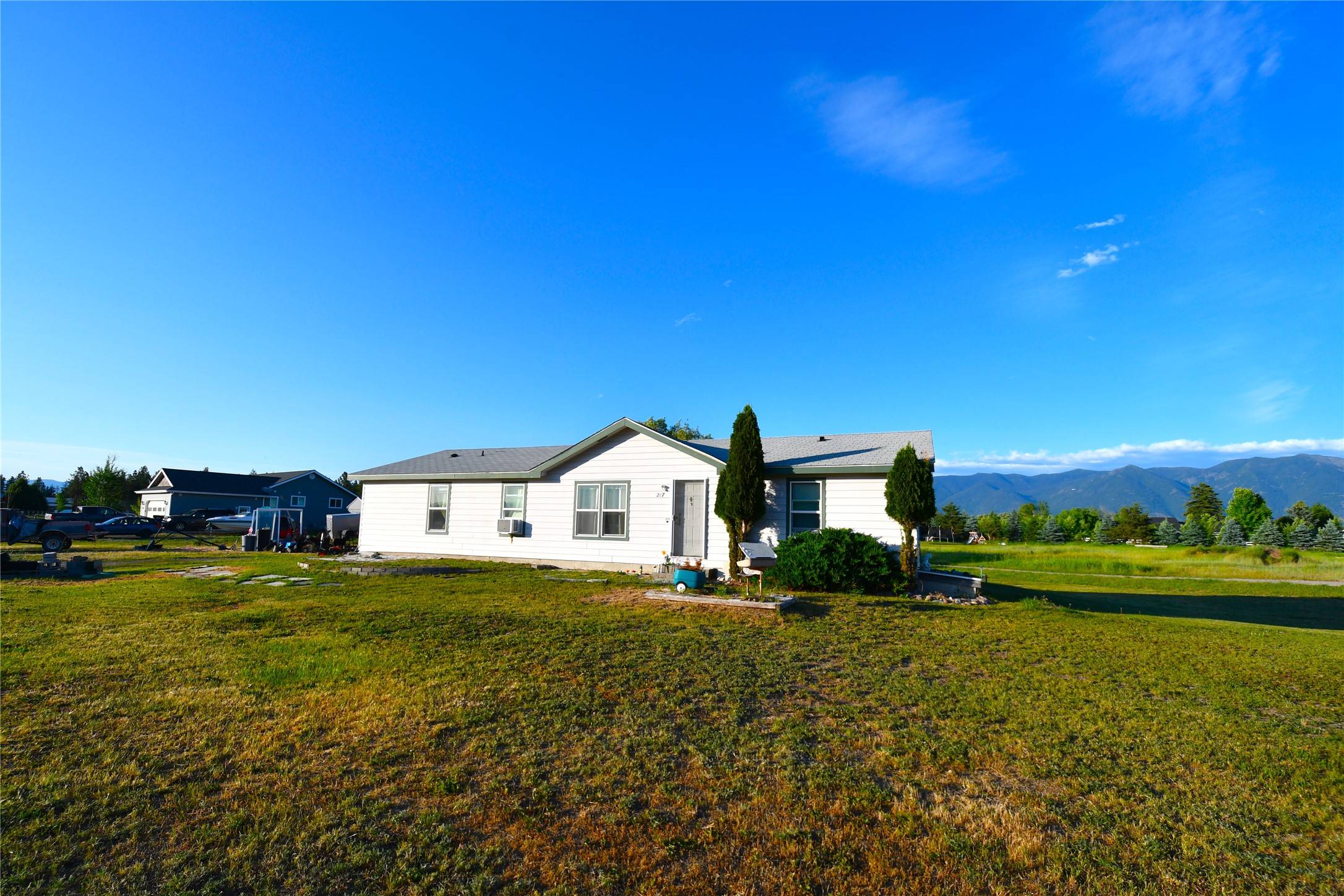 Kalispell, MT 59901,247 Farrier LN