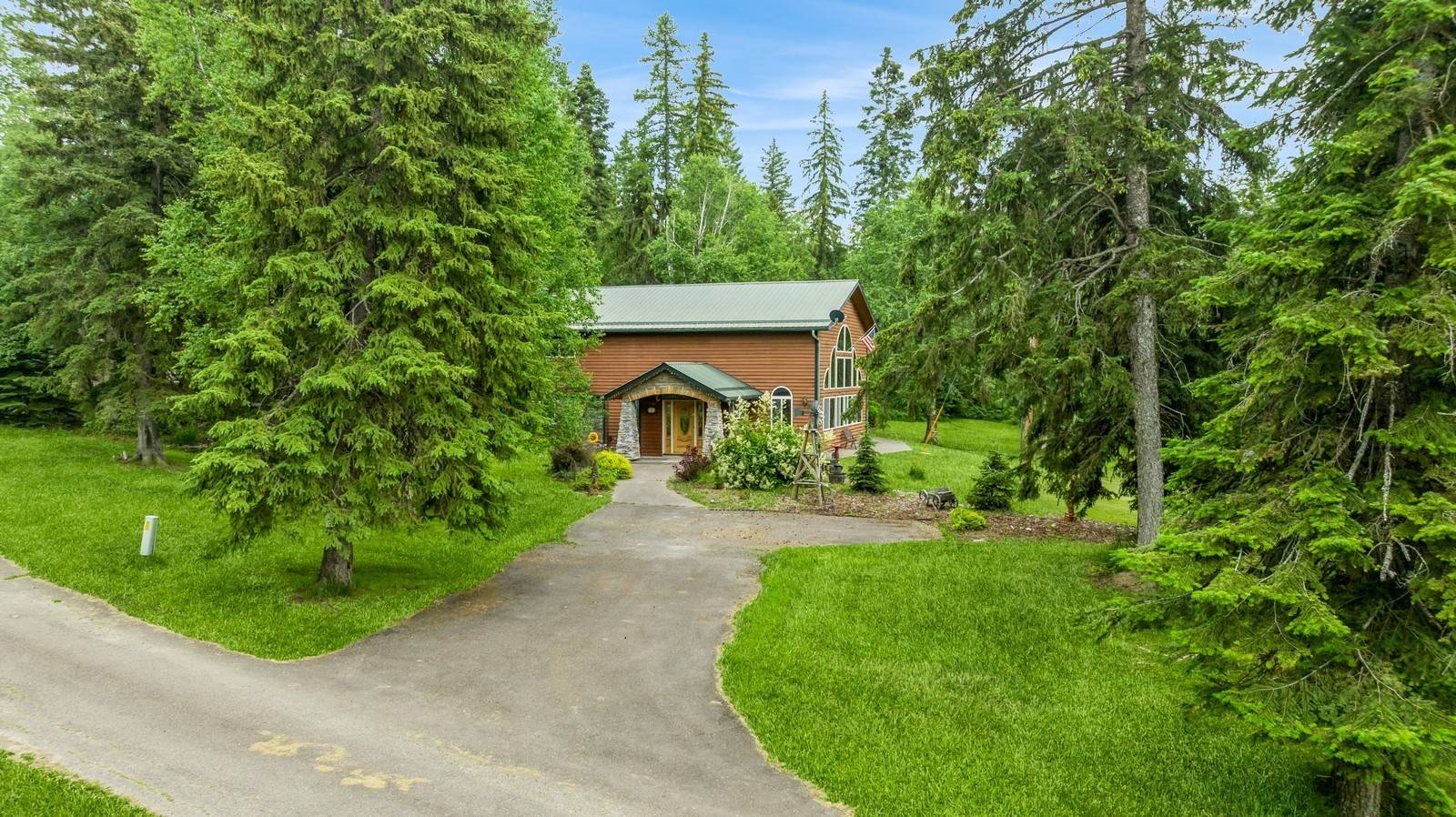 Columbia Falls, MT 59912,110 Lone Cedar LN