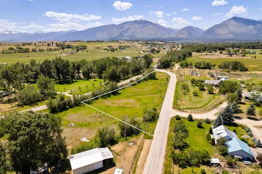 NHN N Shoshone LOOP, Hamilton, MT 59840