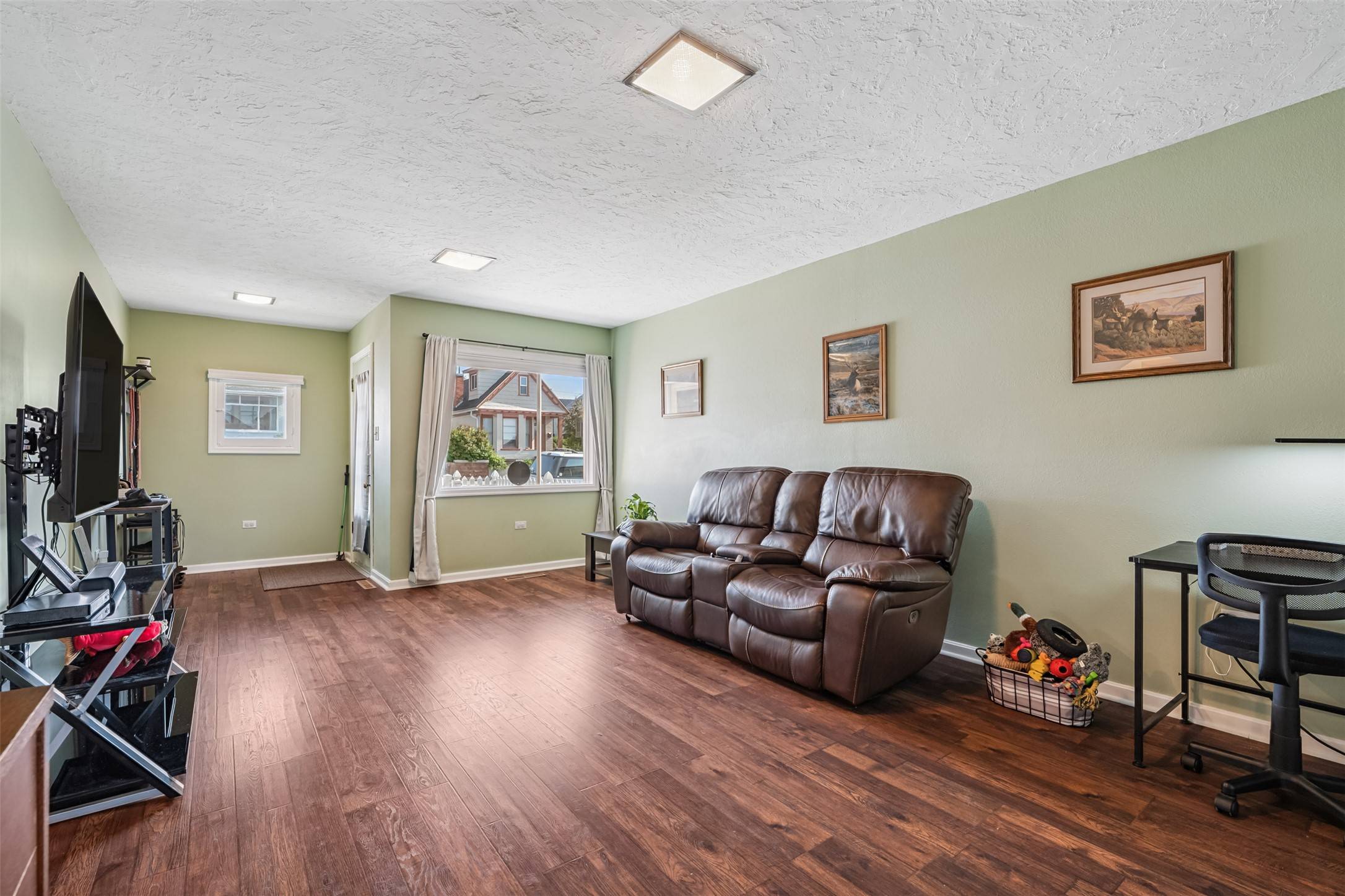 Butte, MT 59701,1046 W Park ST