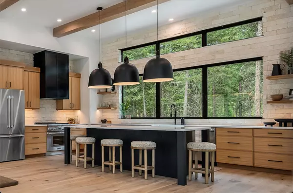 311 Sandalwood LN #Lot 6, Whitefish, MT 59937