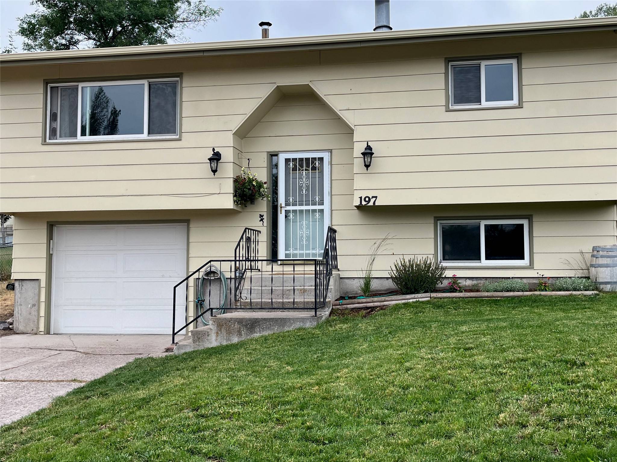 197 Ridgeway DR, Lolo, MT 59847