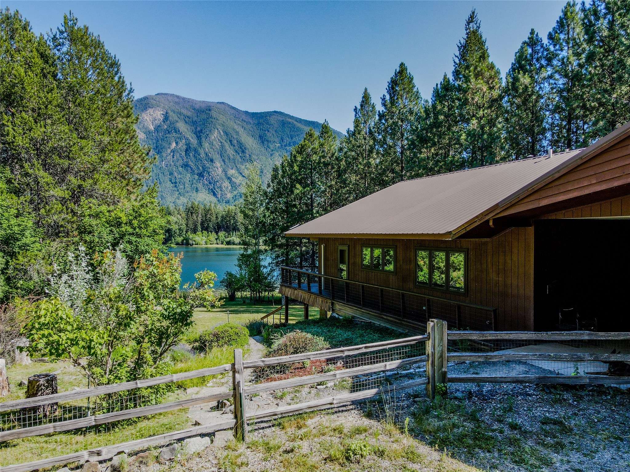 511 N Milnor Lake RD, Troy, MT 59935