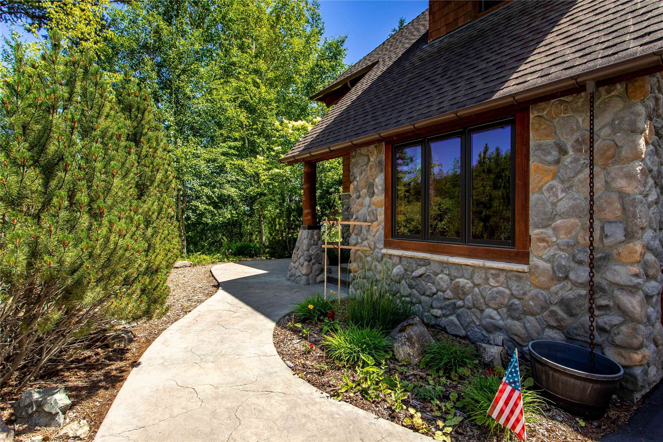Somers, MT 59932,310 Cramer Creek RD