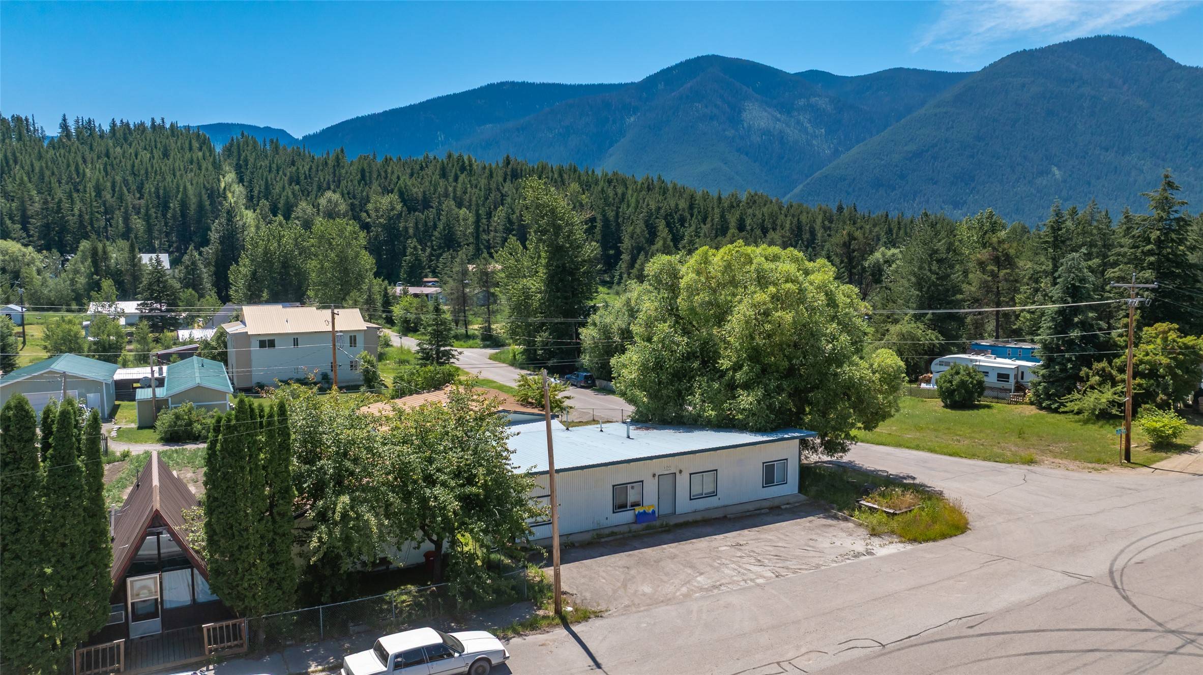 100 Central AVE, Martin City, MT 59926