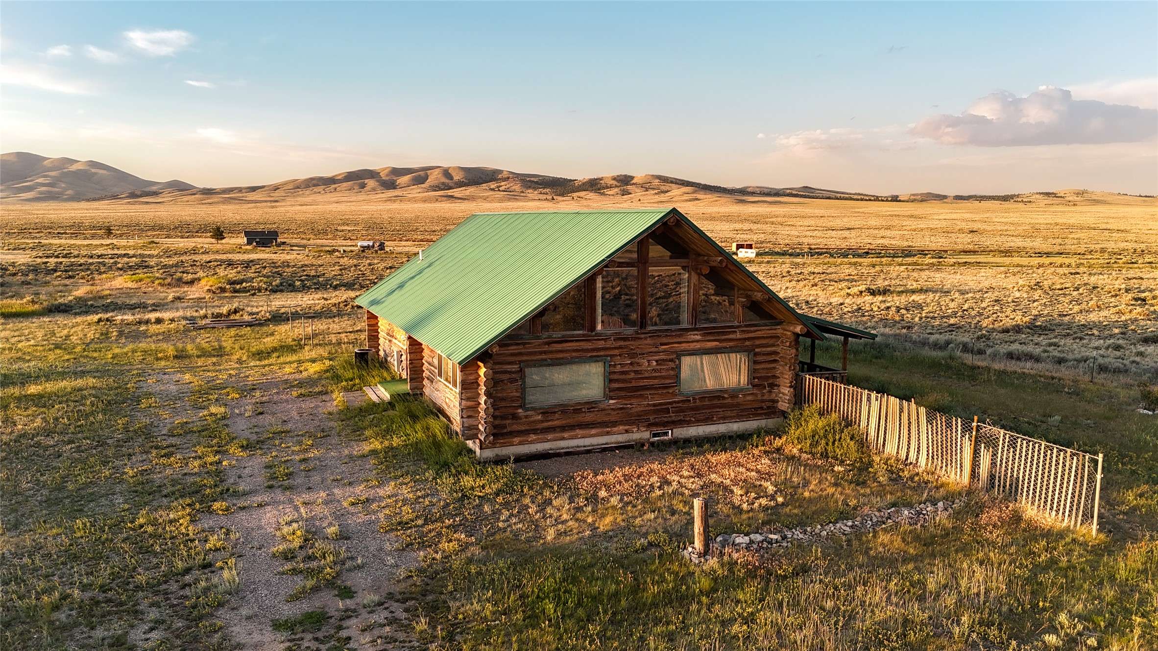 Helena, MT 59602,7223 Birdseye RD