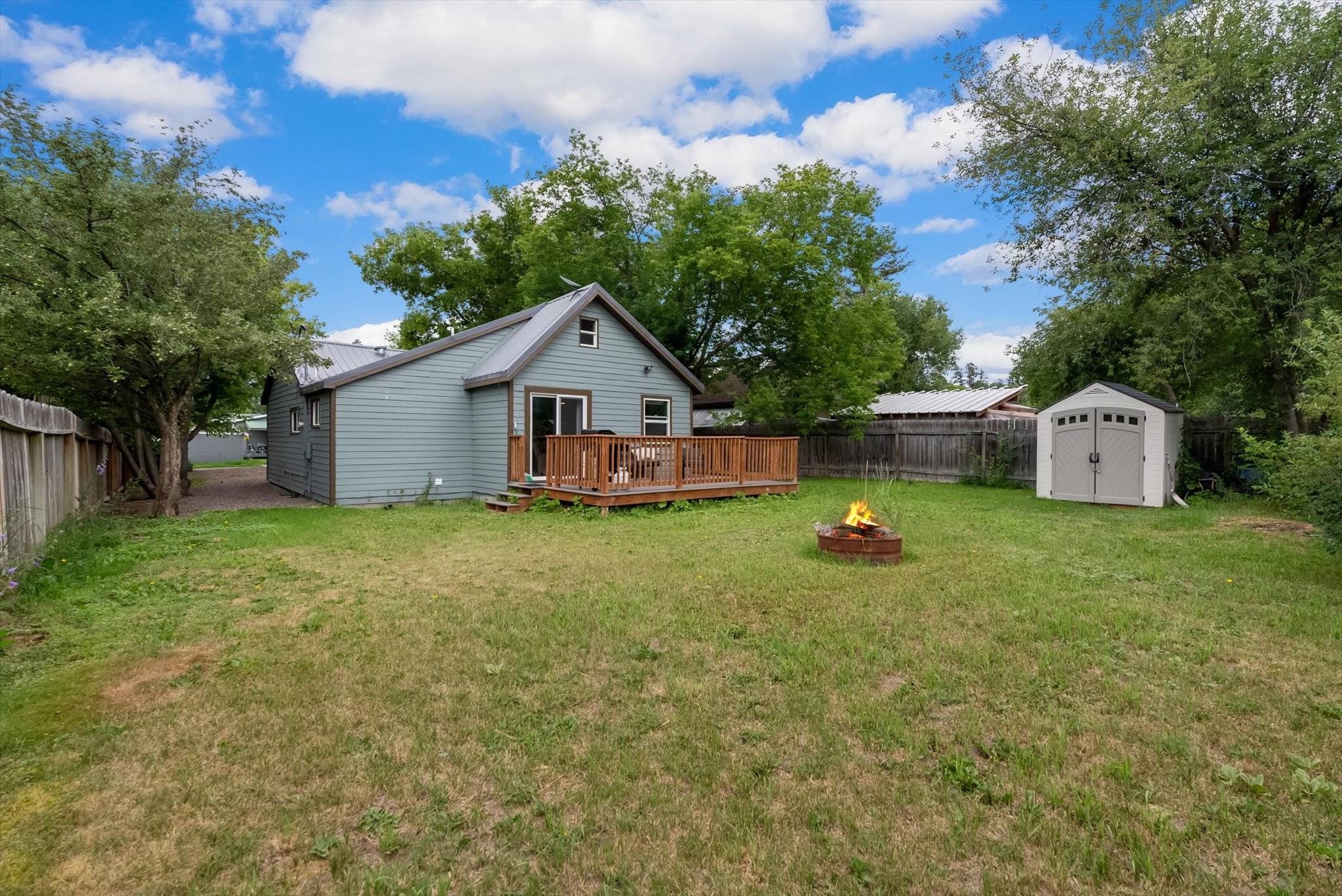 Columbia Falls, MT 59912,812 4th AVE E