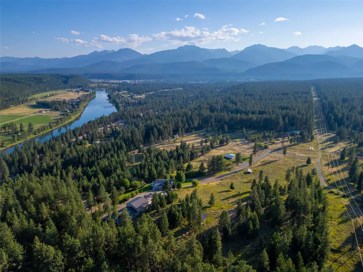 Libby, MT 59923,584 Mack RD