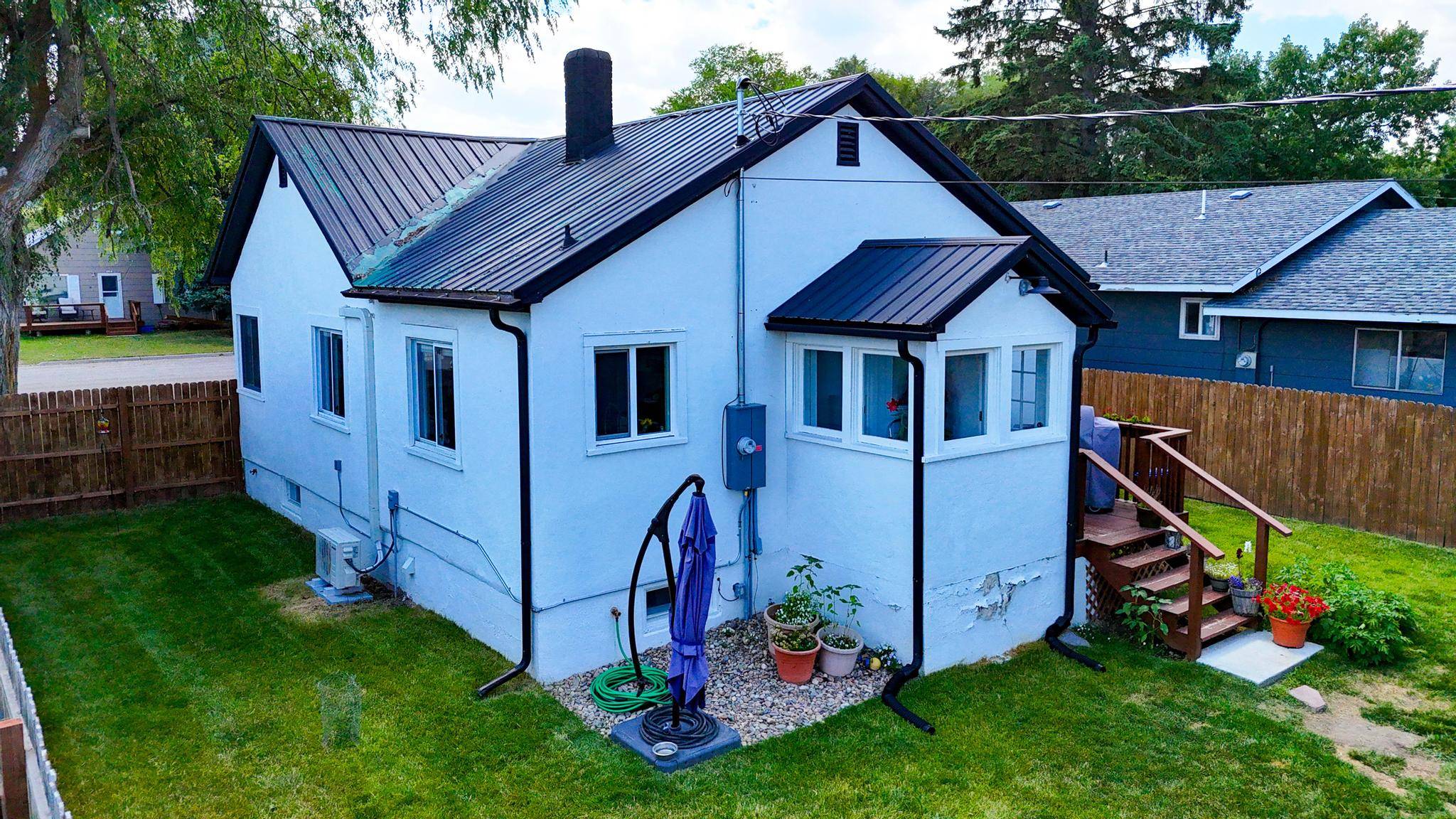 Polson, MT 59860,803 5th AVE E