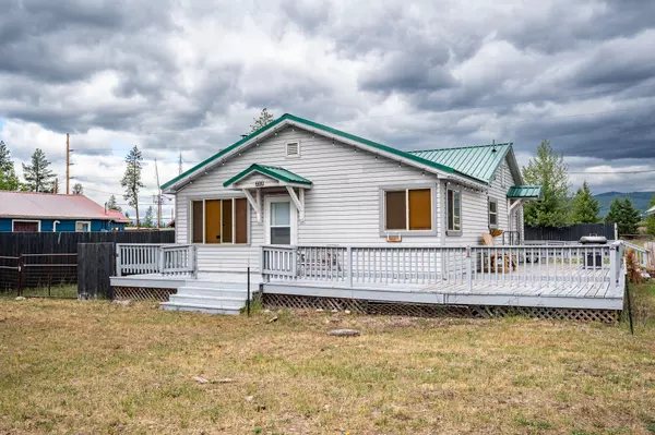 600 Riverview DR, Seeley Lake, MT 59868