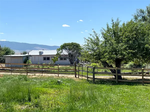 825 Ridge RD, Stevensville, MT 59870