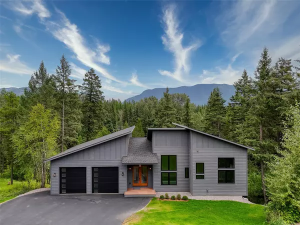 277 Gleneagles TRL, Columbia Falls, MT 59912