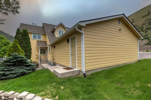 1823 Hankins DR, Missoula, MT 59802