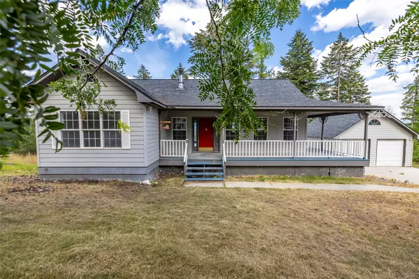 565 Sunset CIR, Lakeside, MT 59922