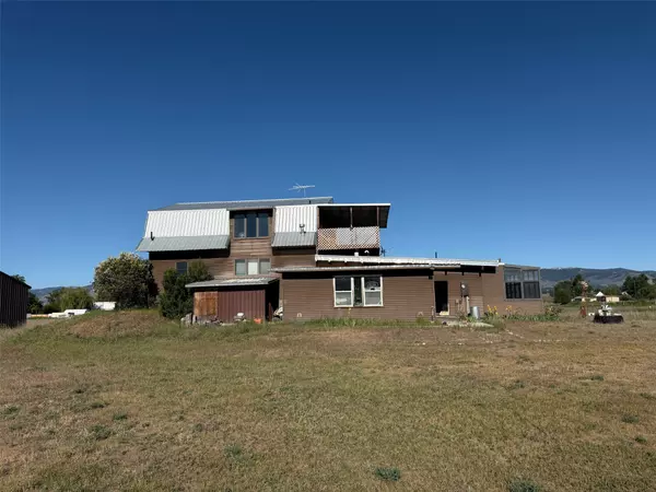506 Old Corvallis RD, Hamilton, MT 59840