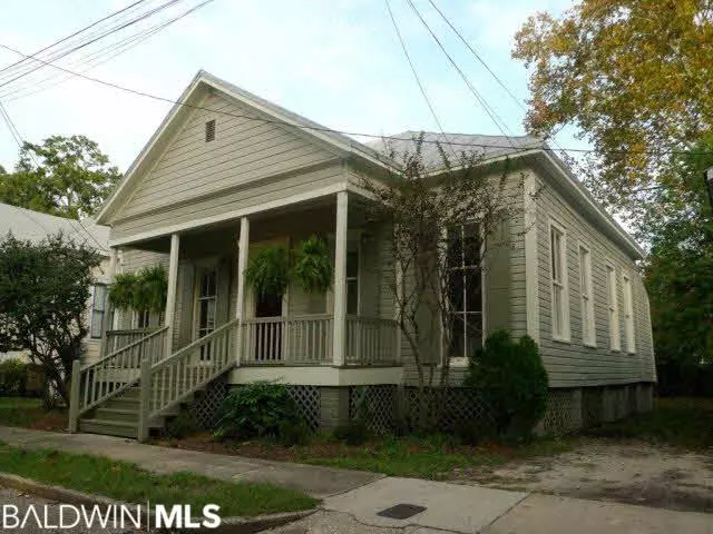 18 N Julia Street, Mobile, AL 36604