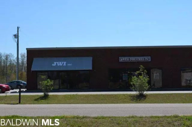 715 Cardinal Circle, Summerdale, AL 36580