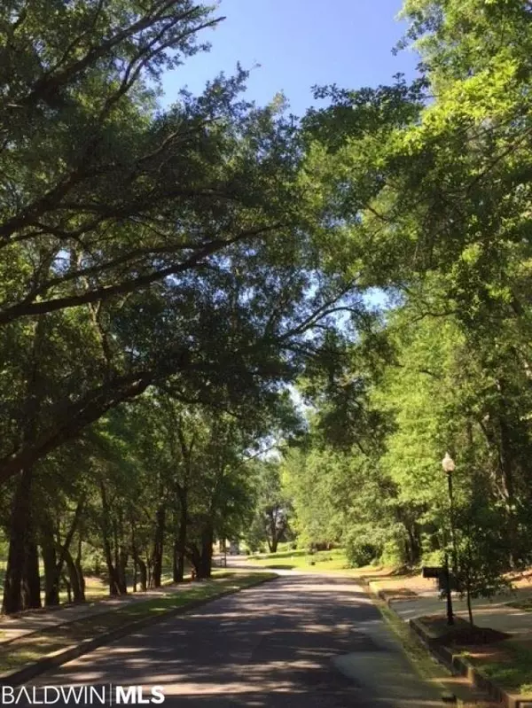 Fairhope, AL 36532,59 Summer Lake Street