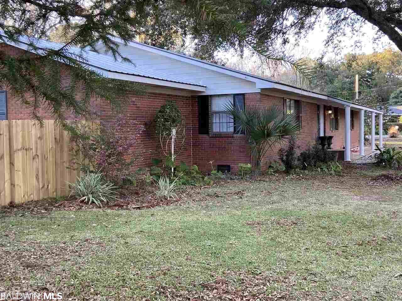 Foley, AL 36535,1027 N Oak Street