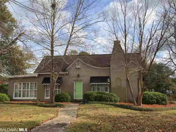 716 Evergreen Avenue, Brewton, AL 36426