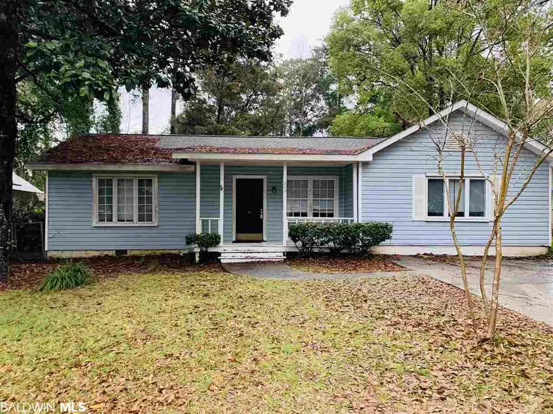 203 Orange Avenue, Fairhope, AL 36532