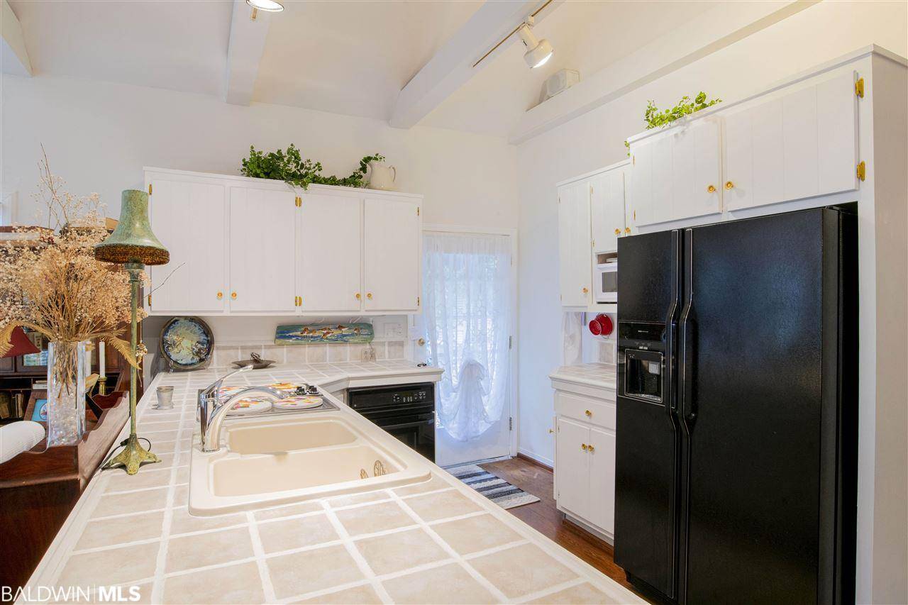 Fairhope, AL 36532,106 Pecan Avenue