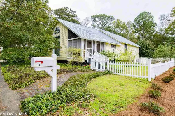 106 Pecan Avenue, Fairhope, AL 36532