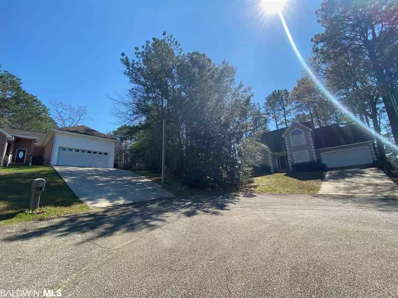 105 Laguna Circle, Daphne, AL 36526-001