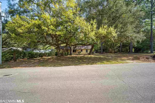 Fairhope, AL 36532,157 Fig Avenue