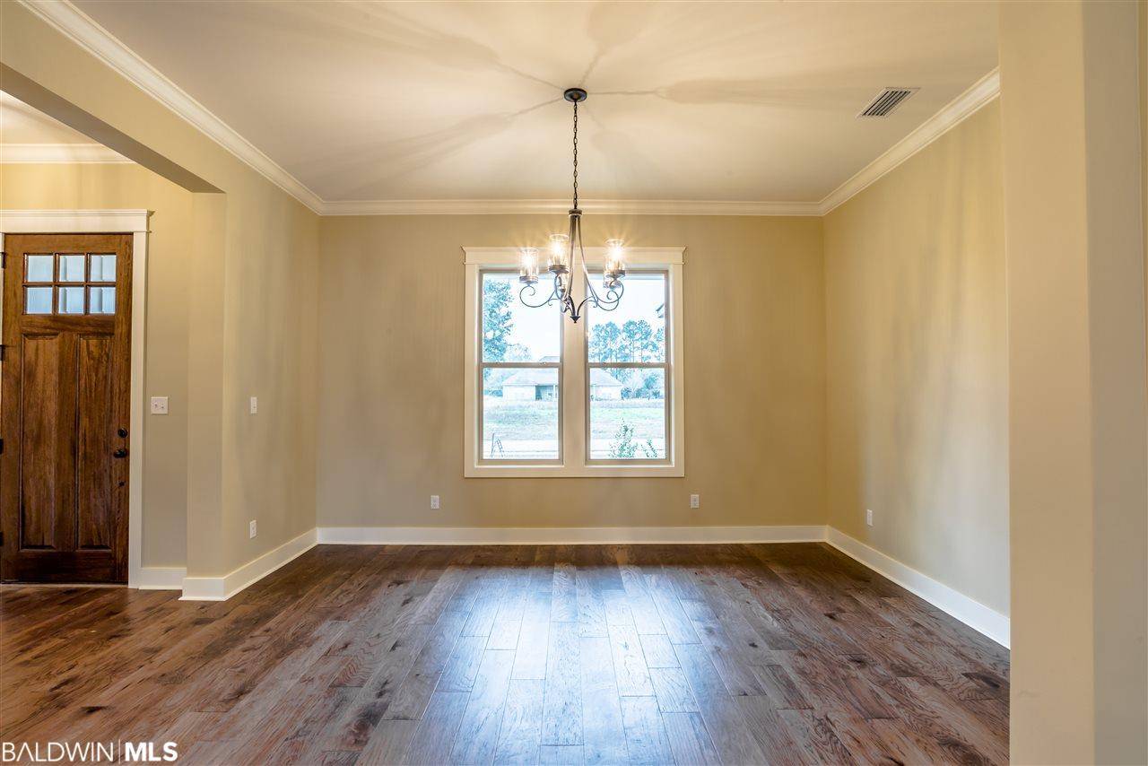 Fairhope, AL 36532,389 Rothley Avenue