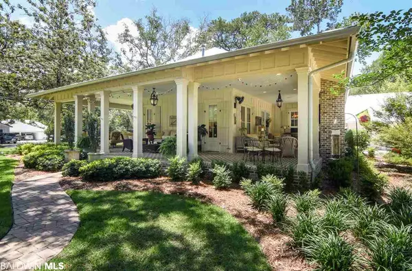 402 S Church Street, Fairhope, AL 36532