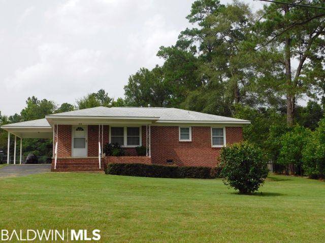628 Highland Avenue, Flomaton, AL 36441