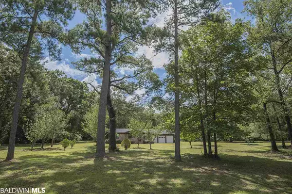 Bay Minette, AL 36507,9380 Lakeview Road