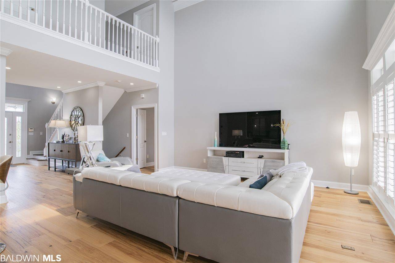 Orange Beach, AL 36561,32618 Sandpiper Drive
