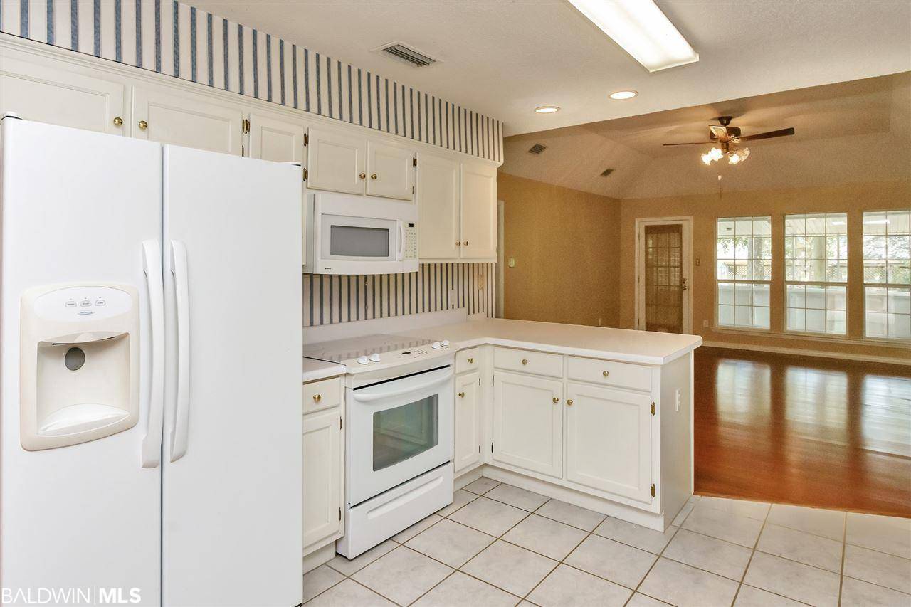 Mobile, AL 36609,1067 Wesley Avenue