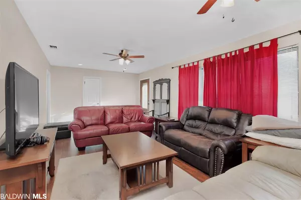 Mobile, AL 36618,2937 W Charmingdale Drive
