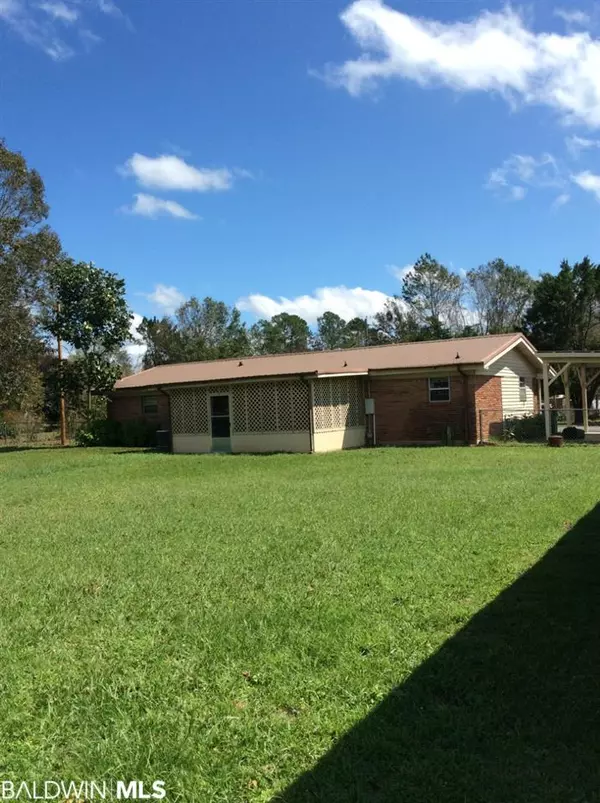 Robertsdale, AL 36567,24175 County Road 85