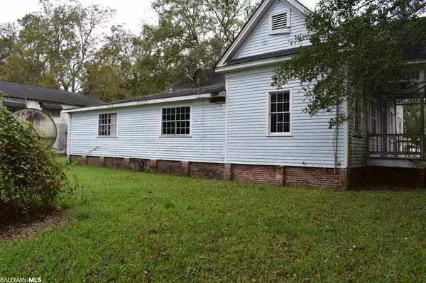 Mobile, AL 36612,3047 W Main Street