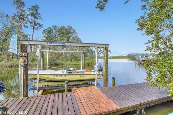 Gulf Shores, AL 36542,6453 Callaway Acres Road