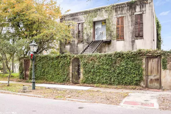 260 N Jackson Street, Mobile, AL 36603