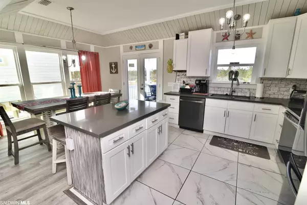 Gulf Shores, AL 36542,6055 Sawgrass Circle