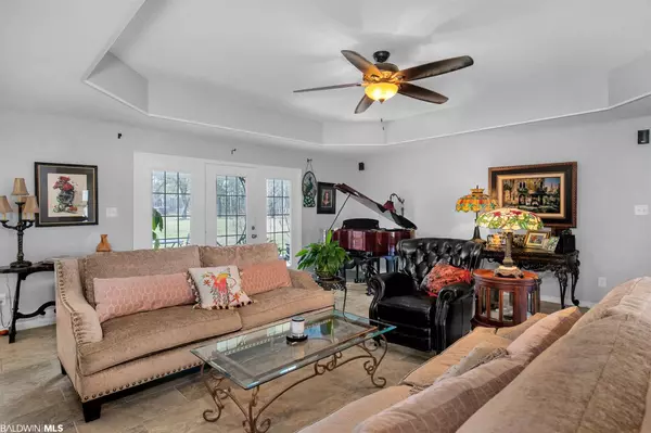 Robertsdale, AL 36567-0000,21881 Peacock Drive