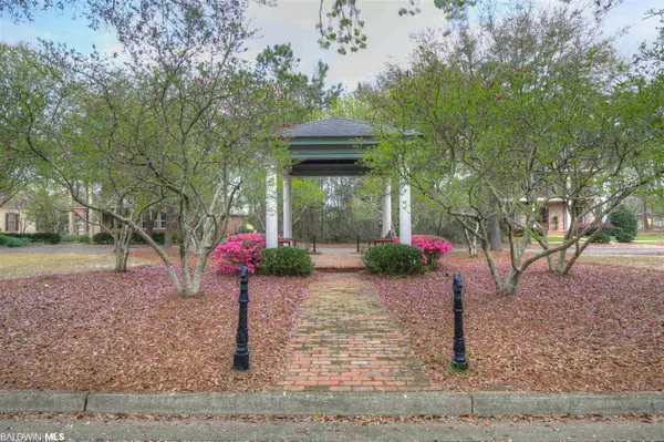 Fairhope, AL 36532,108 Savannah Square