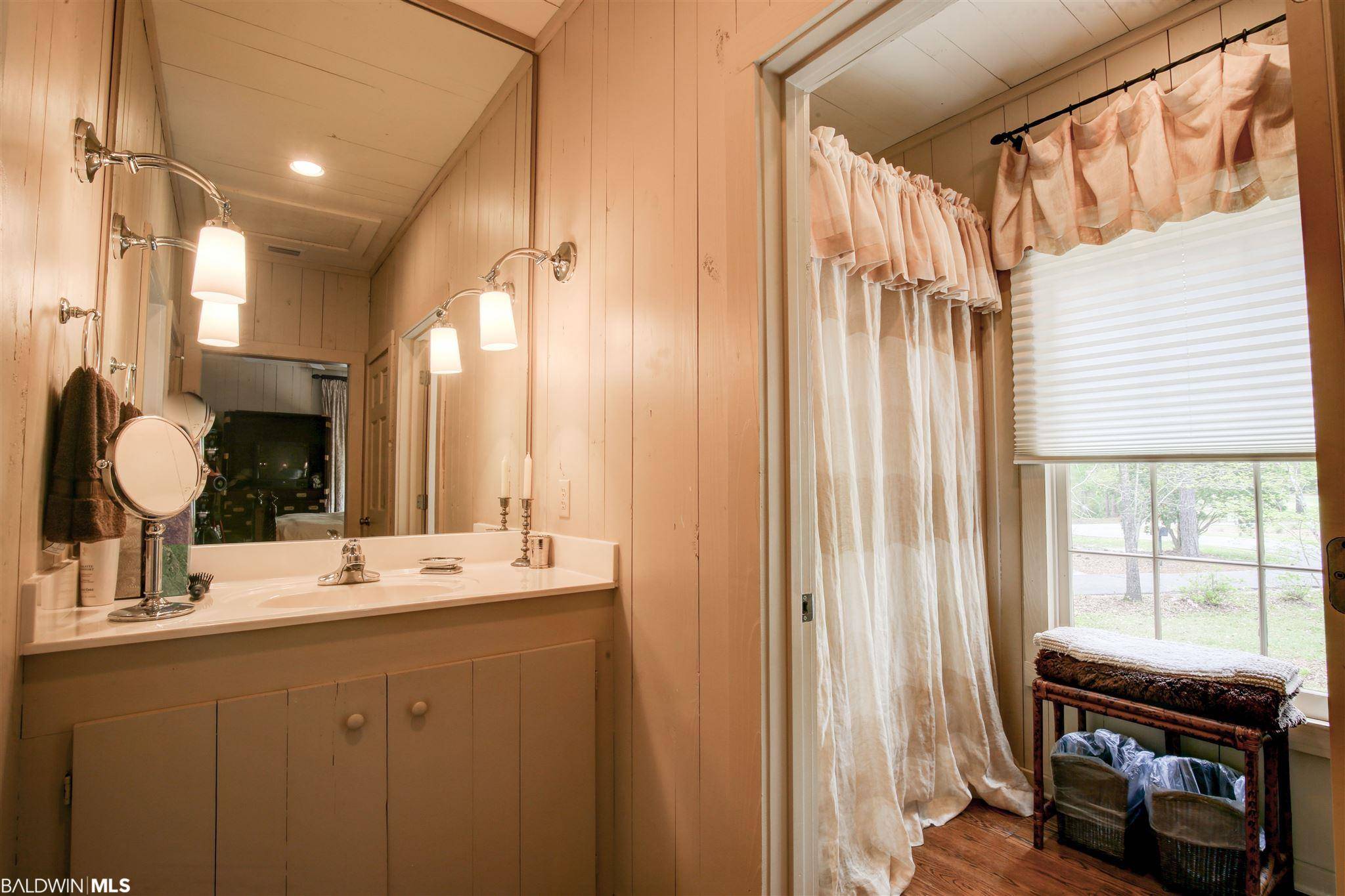 Loxley, AL 36551,17366 Cabin Road