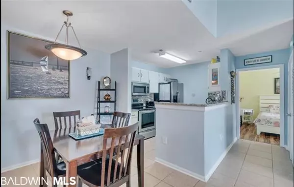 Gulf Shores, AL 36542-2573,6194 St Hwy 59 #J3