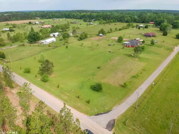 15799 Fawns Run Road,  Bay Minette,  AL 36507