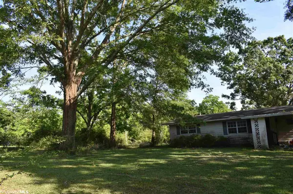 29640 US Highway 98, Elberta, AL 36530